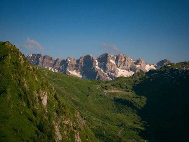 Rhone Valley Wine Tourism: Sun, Syrah and Southern Charm